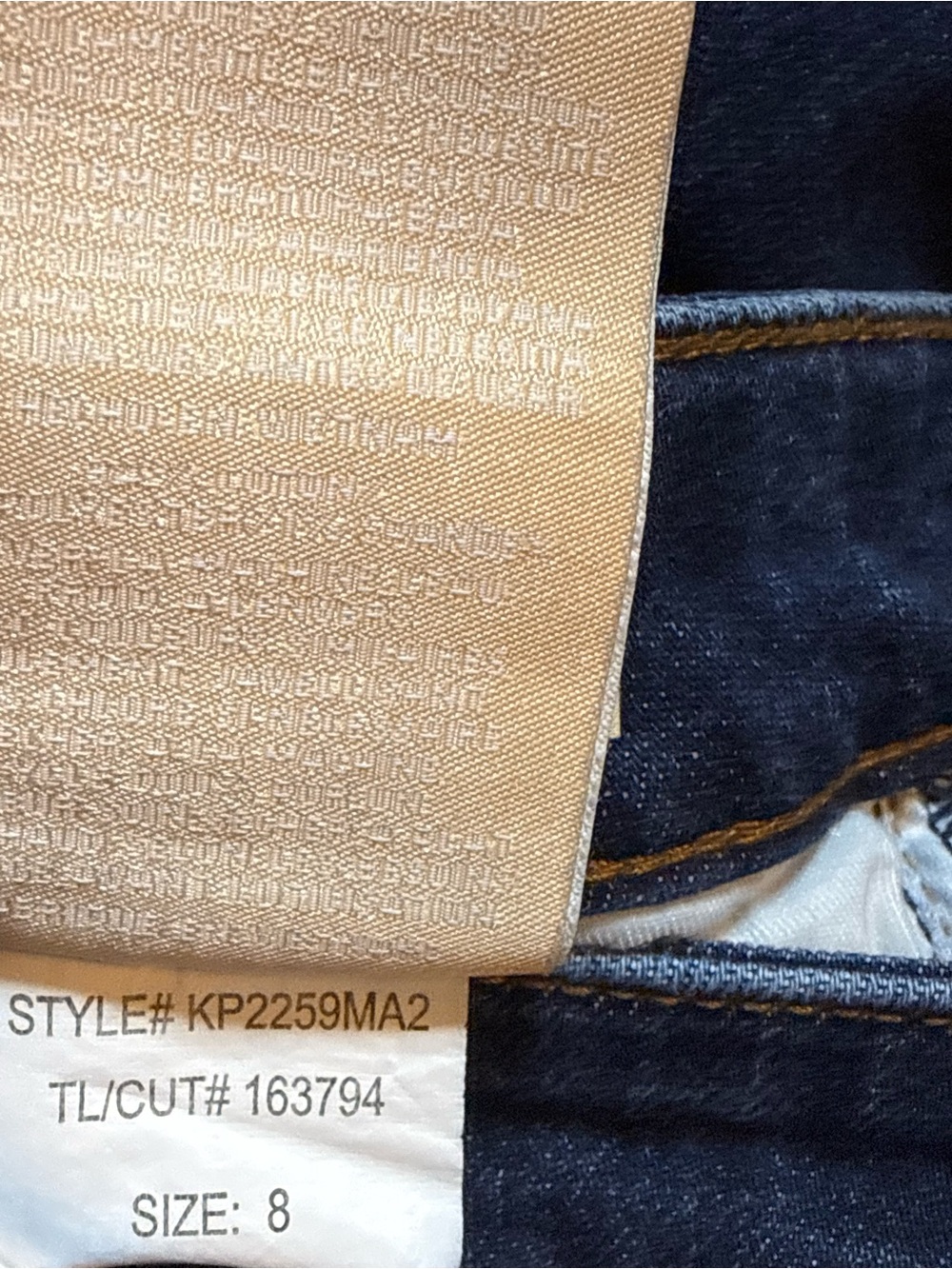 KUT from the Kloth "Ana" High Rise Fab Ab Flare Jeans Size 8 Medium Wash - Picture 10 of 10
